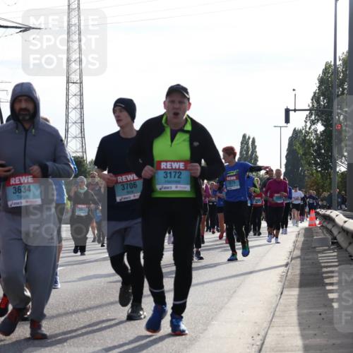 03.10.2024 - Köhlbrandbrückenlauf Luisa Fischer http://msf.ph/oto/7146818 03.10.2024 09:22:04 Position 3 3705, 3634, 3706, 3172, 1275, 2994 meine-sportfotos.de