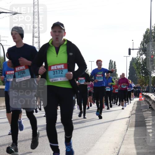 03.10.2024 - Köhlbrandbrückenlauf Luisa Fischer http://msf.ph/oto/7146834 03.10.2024 09:22:05 Position 3 34, 2925, 3706, 3172, 1275, 3031 meine-sportfotos.de