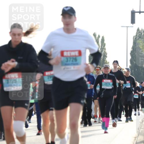 03.10.2024 - Köhlbrandbrückenlauf Luisa Fischer http://msf.ph/oto/7146915 03.10.2024 09:22:26 Position 3 3725, 299, 2898, 219, 3726, 2474 meine-sportfotos.de