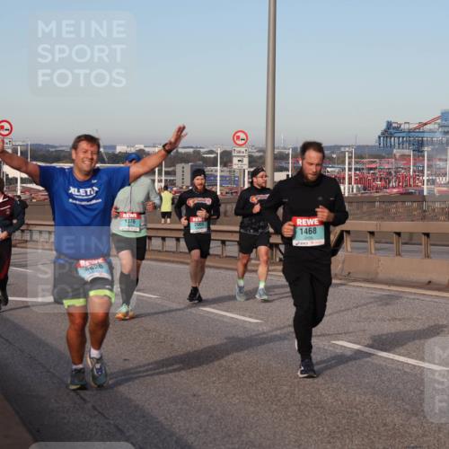 03.10.2024 - Köhlbrandbrückenlauf Matties Gatica Varas http://msf.ph/oto/7146980 03.10.2024 09:42:45 Position 2 3628, 1376, 2005, 500, 1468, 1819 meine-sportfotos.de