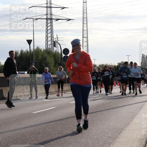 03.10.2024 - Köhlbrandbrückenlauf Luisa Fischer http://msf.ph/oto/7147076 03.10.2024 09:23:33 Position 3 2714 meine-sportfotos.de