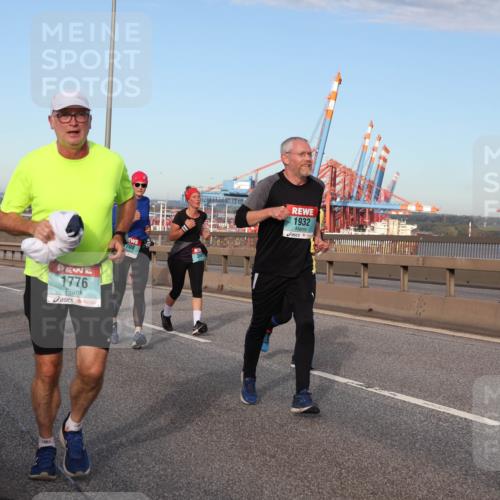 03.10.2024 - Köhlbrandbrückenlauf Matties Gatica Varas http://msf.ph/oto/7147202 03.10.2024 09:43:03 Position 2 1776, 708, 1932 meine-sportfotos.de