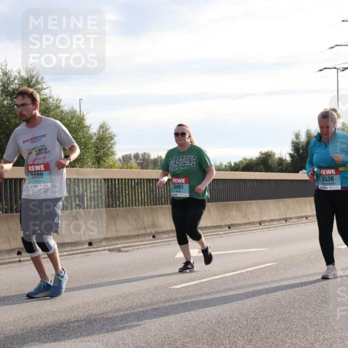 03.10.2024 - Köhlbrandbrückenlauf Luisa Fischer http://msf.ph/oto/7147264 03.10.2024 09:25:07 Position 3 29, 2024, 3480, 3481, 3536 meine-sportfotos.de