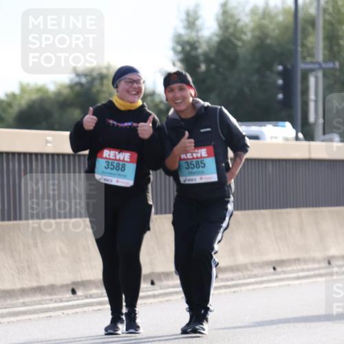 03.10.2024 - Köhlbrandbrückenlauf Luisa Fischer http://msf.ph/oto/7147304 03.10.2024 09:25:46 Position 3 3588, 3585 meine-sportfotos.de