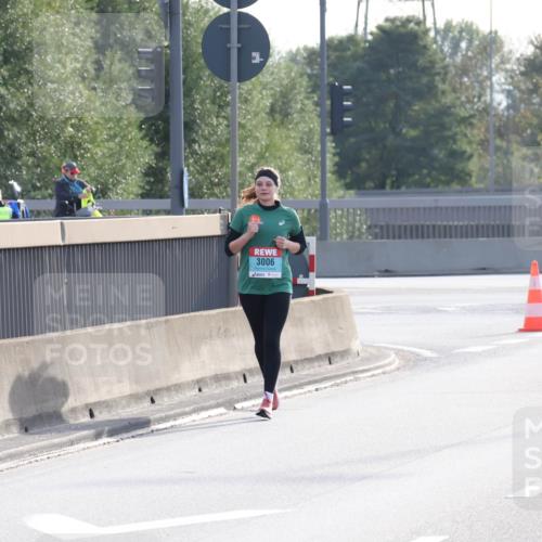 03.10.2024 - Köhlbrandbrückenlauf Luisa Fischer http://msf.ph/oto/7147312 03.10.2024 09:27:41 Position 3 3006, 111 meine-sportfotos.de