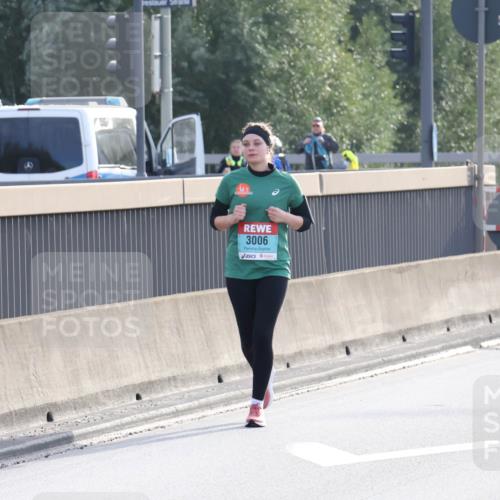 03.10.2024 - Köhlbrandbrückenlauf Luisa Fischer http://msf.ph/oto/7147325 03.10.2024 09:27:44 Position 3 3006 meine-sportfotos.de