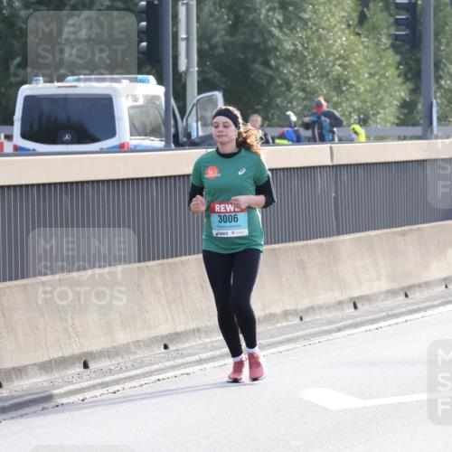 03.10.2024 - Köhlbrandbrückenlauf Luisa Fischer http://msf.ph/oto/7147326 03.10.2024 09:27:45 Position 3 3006 meine-sportfotos.de