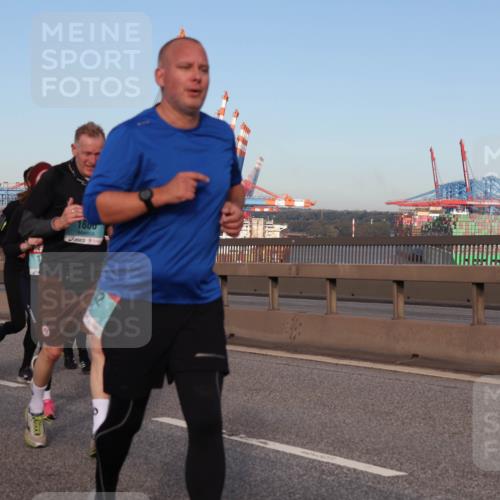 03.10.2024 - Köhlbrandbrückenlauf Matties Gatica Varas http://msf.ph/oto/7147361 03.10.2024 09:43:17 Position 2 2238, 1800 meine-sportfotos.de