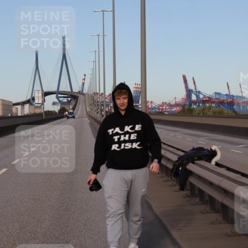03.10.2024 - Köhlbrandbrückenlauf Luisa Fischer http://msf.ph/oto/7147363 03.10.2024 09:30:09 Position 3  meine-sportfotos.de