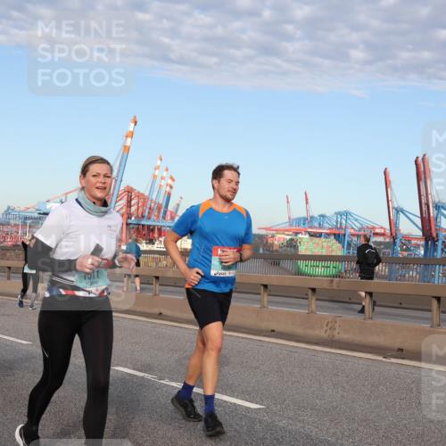 03.10.2024 - Köhlbrandbrückenlauf Matties Gatica Varas http://msf.ph/oto/7147452 03.10.2024 09:43:27 Position 2 8, 7511 meine-sportfotos.de