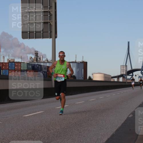 03.10.2024 - Köhlbrandbrückenlauf Luisa Fischer http://msf.ph/oto/7147702 03.10.2024 09:37:54 Position 3 1018 meine-sportfotos.de