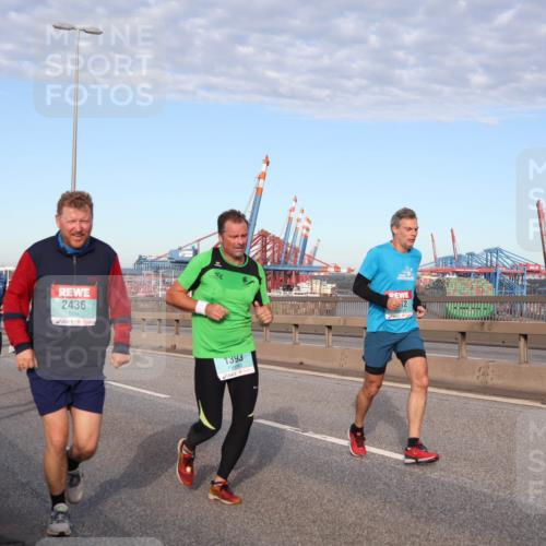 03.10.2024 - Köhlbrandbrückenlauf Matties Gatica Varas http://msf.ph/oto/7147762 03.10.2024 09:44:01 Position 2 2436, 2078, 1393, 2 meine-sportfotos.de