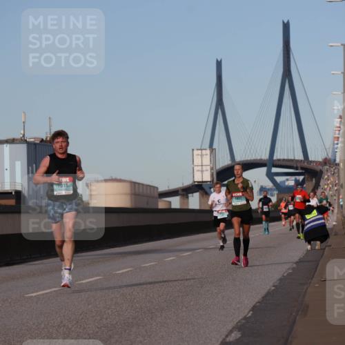 03.10.2024 - Köhlbrandbrückenlauf Luisa Fischer http://msf.ph/oto/7147946 03.10.2024 09:40:14 Position 3 1015, 1027 meine-sportfotos.de