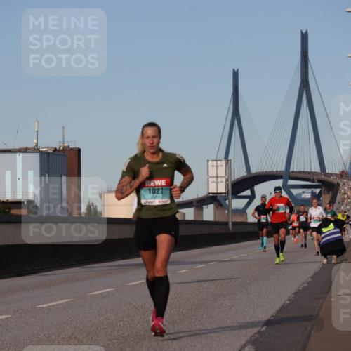 03.10.2024 - Köhlbrandbrückenlauf Luisa Fischer http://msf.ph/oto/7147971 03.10.2024 09:40:19 Position 3 1027 meine-sportfotos.de