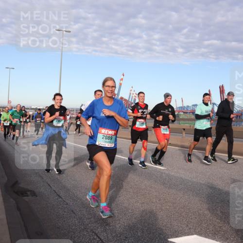 03.10.2024 - Köhlbrandbrückenlauf Matties Gatica Varas http://msf.ph/oto/7148276 03.10.2024 09:44:47 Position 2 2967, 2089, 2090, 2086 meine-sportfotos.de