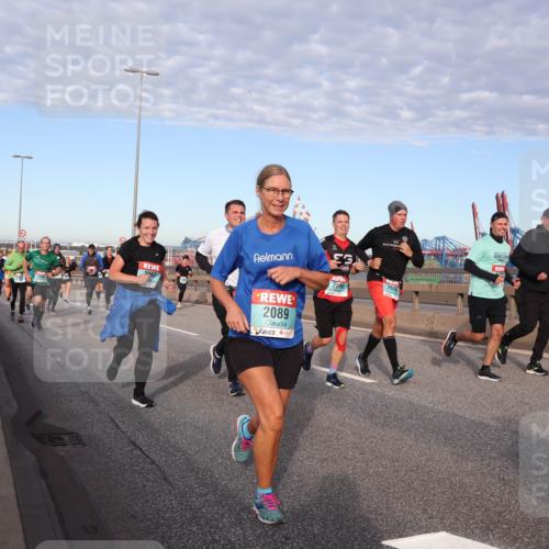 03.10.2024 - Köhlbrandbrückenlauf Matties Gatica Varas http://msf.ph/oto/7148278 03.10.2024 09:44:48 Position 2 2057, 2089, 208, 2090 meine-sportfotos.de