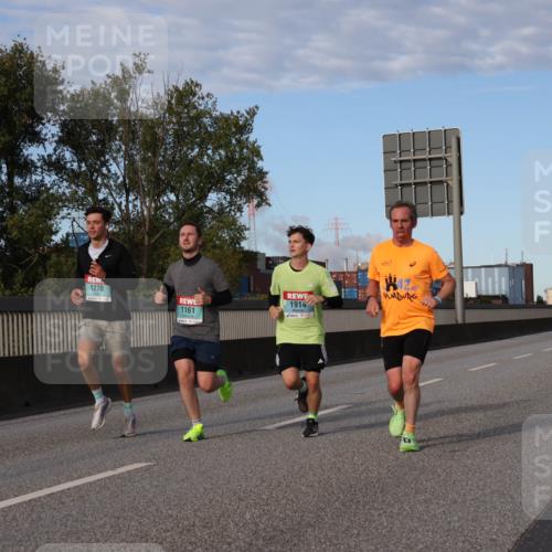 03.10.2024 - Köhlbrandbrückenlauf Luisa Fischer http://msf.ph/oto/7148372 03.10.2024 09:44:34 Position 3 1270, 1914, 1161 meine-sportfotos.de
