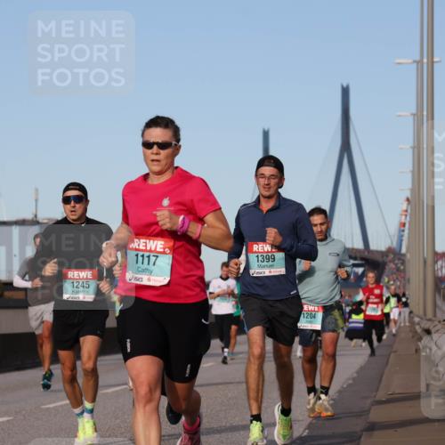 03.10.2024 - Köhlbrandbrückenlauf Luisa Fischer http://msf.ph/oto/7148494 03.10.2024 09:44:57 Position 3 1245, 1117, 1399, 1204 meine-sportfotos.de