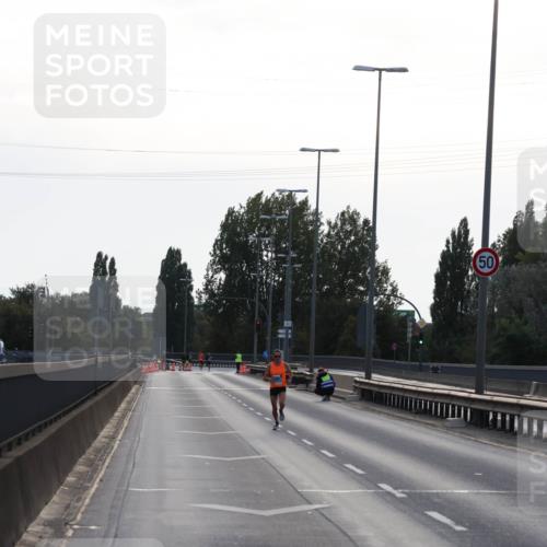 03.10.2024 - Köhlbrandbrückenlauf Miley Keyser http://msf.ph/oto/7155343 03.10.2024 09:08:51 Position 3 50 meine-sportfotos.de
