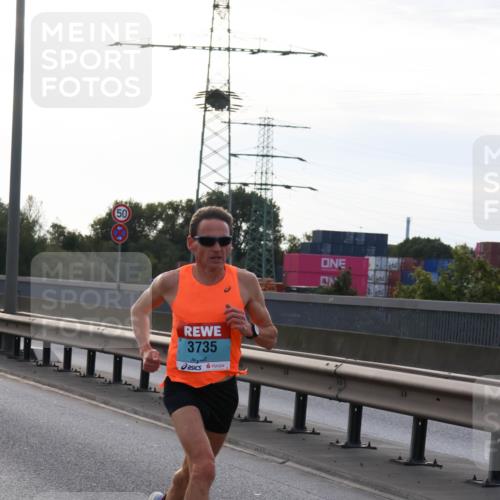 03.10.2024 - Köhlbrandbrückenlauf Miley Keyser http://msf.ph/oto/7155373 03.10.2024 09:09:01 Position 3 50, 3735 meine-sportfotos.de
