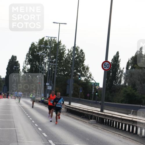 03.10.2024 - Köhlbrandbrückenlauf Miley Keyser http://msf.ph/oto/7155375 03.10.2024 09:09:34 Position 3 50 meine-sportfotos.de