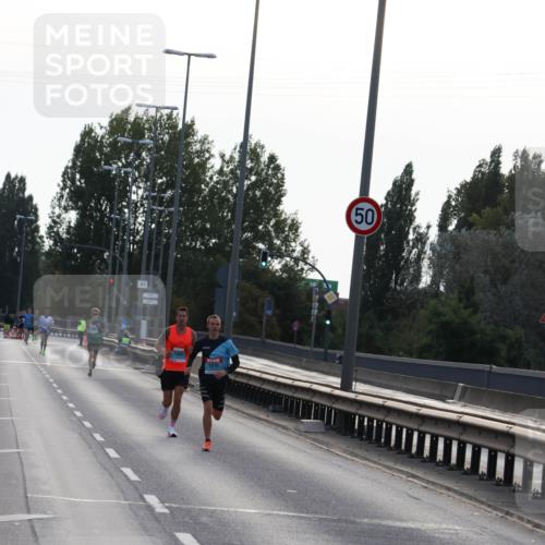 03.10.2024 - Köhlbrandbrückenlauf Miley Keyser http://msf.ph/oto/7155378 03.10.2024 09:09:35 Position 3 50 meine-sportfotos.de