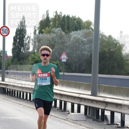 03.10.2024 - Köhlbrandbrückenlauf Miley Keyser http://msf.ph/oto/7155422 03.10.2024 09:09:53 Position 3 50, 50, 1038 meine-sportfotos.de