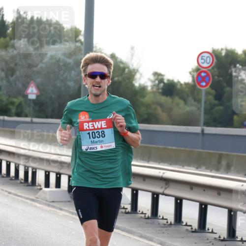 03.10.2024 - Köhlbrandbrückenlauf Miley Keyser http://msf.ph/oto/7155426 03.10.2024 09:09:55 Position 3 1038, 50 meine-sportfotos.de