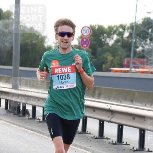 03.10.2024 - Köhlbrandbrückenlauf Miley Keyser http://msf.ph/oto/7155430 03.10.2024 09:09:55 Position 3 50, 1038 meine-sportfotos.de