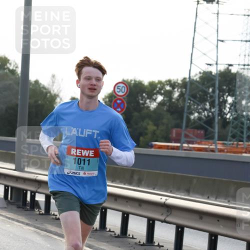 03.10.2024 - Köhlbrandbrückenlauf Miley Keyser http://msf.ph/oto/7155471 03.10.2024 09:10:17 Position 3 1011, 50 meine-sportfotos.de