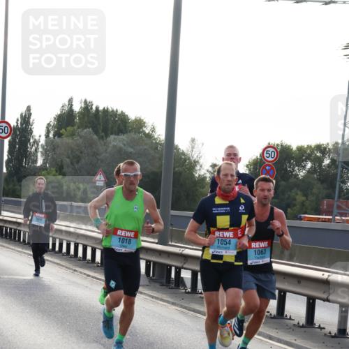 03.10.2024 - Köhlbrandbrückenlauf Miley Keyser http://msf.ph/oto/7155552 03.10.2024 09:10:47 Position 3 50, 1030, 50, 1018, 1054, 1063 meine-sportfotos.de