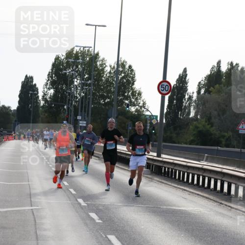 03.10.2024 - Köhlbrandbrückenlauf Miley Keyser http://msf.ph/oto/7155594 03.10.2024 09:11:02 Position 3 1313, 1004, 1032, 1043, 50, 150 meine-sportfotos.de