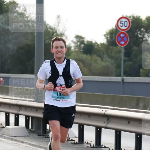 03.10.2024 - Köhlbrandbrückenlauf Miley Keyser http://msf.ph/oto/7155684 03.10.2024 09:11:35 Position 3 50, 50, 107 meine-sportfotos.de