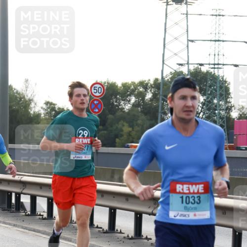03.10.2024 - Köhlbrandbrückenlauf Miley Keyser http://msf.ph/oto/7155696 03.10.2024 09:11:37 Position 3 29, 77, 50, 1033 meine-sportfotos.de