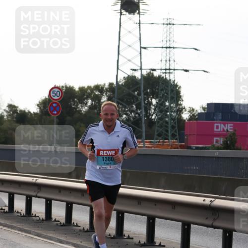 03.10.2024 - Köhlbrandbrückenlauf Miley Keyser http://msf.ph/oto/7155770 03.10.2024 09:11:55 Position 3 50, 1380, 12 meine-sportfotos.de