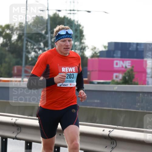 03.10.2024 - Köhlbrandbrückenlauf Miley Keyser http://msf.ph/oto/7155809 03.10.2024 09:12:05 Position 3 203 meine-sportfotos.de
