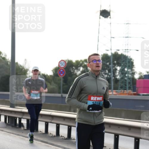 03.10.2024 - Köhlbrandbrückenlauf Miley Keyser http://msf.ph/oto/7155811 03.10.2024 09:12:06 Position 3 1160, 1016 meine-sportfotos.de