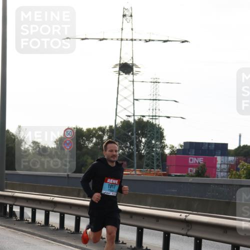 03.10.2024 - Köhlbrandbrückenlauf Miley Keyser http://msf.ph/oto/7155830 03.10.2024 09:12:10 Position 3 50, 1017 meine-sportfotos.de