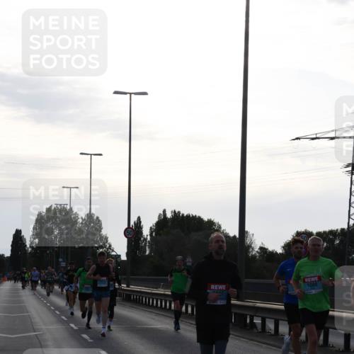03.10.2024 - Köhlbrandbrückenlauf Miley Keyser http://msf.ph/oto/7155850 03.10.2024 09:12:14 Position 3 1015, 1088 meine-sportfotos.de