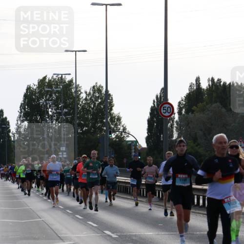 03.10.2024 - Köhlbrandbrückenlauf Miley Keyser http://msf.ph/oto/7155870 03.10.2024 09:12:22 Position 3 1329, 50, 1198, 1029 meine-sportfotos.de