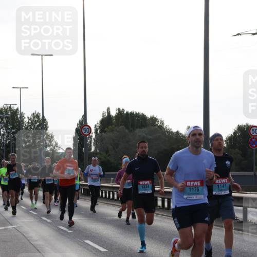03.10.2024 - Köhlbrandbrückenlauf Miley Keyser http://msf.ph/oto/7155922 03.10.2024 09:12:34 Position 3 1172, 1245, 1308, 50, 1131, 1334, 1176, 1141, 50 meine-sportfotos.de