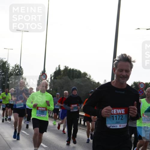 03.10.2024 - Köhlbrandbrückenlauf Miley Keyser http://msf.ph/oto/7155964 03.10.2024 09:12:42 Position 3 1188, 1482, 435, 1172, 2659 meine-sportfotos.de