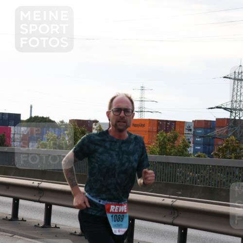 03.10.2024 - Köhlbrandbrückenlauf Miley Keyser http://msf.ph/oto/7156023 03.10.2024 09:12:55 Position 3 1089 meine-sportfotos.de