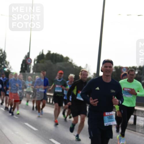 03.10.2024 - Köhlbrandbrückenlauf Miley Keyser http://msf.ph/oto/7156038 03.10.2024 09:12:58 Position 3 1083 meine-sportfotos.de