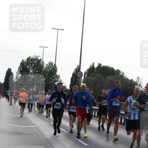03.10.2024 - Köhlbrandbrückenlauf Miley Keyser http://msf.ph/oto/7156051 03.10.2024 09:12:59 Position 3 1206, 1255, 343, 1349, 1108 meine-sportfotos.de
