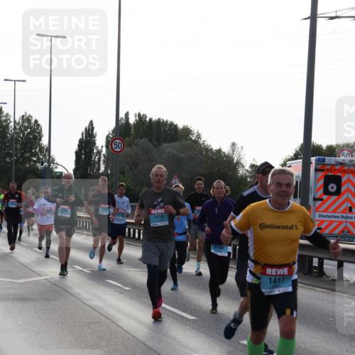 03.10.2024 - Köhlbrandbrückenlauf Miley Keyser http://msf.ph/oto/7156075 03.10.2024 09:13:09 Position 3 1384, 1095, 50, 1416, 12, 1166, 50, 1417, 4053 meine-sportfotos.de