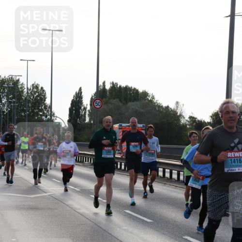 03.10.2024 - Köhlbrandbrückenlauf Miley Keyser http://msf.ph/oto/7156085 03.10.2024 09:13:11 Position 3 50, 1461, 1384, 222, 1096, 1218, 1060, 1416 meine-sportfotos.de