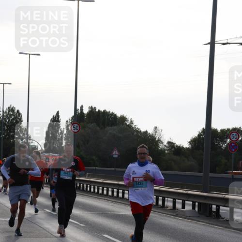 03.10.2024 - Köhlbrandbrückenlauf Miley Keyser http://msf.ph/oto/7156104 03.10.2024 09:13:15 Position 3 50, 1461, 1439 meine-sportfotos.de