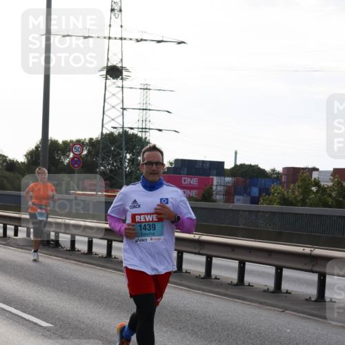 03.10.2024 - Köhlbrandbrückenlauf Miley Keyser http://msf.ph/oto/7156110 03.10.2024 09:13:17 Position 3 50, 1462, 1439 meine-sportfotos.de