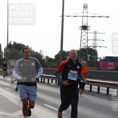 03.10.2024 - Köhlbrandbrückenlauf Miley Keyser http://msf.ph/oto/7156119 03.10.2024 09:13:19 Position 3 50, 1461 meine-sportfotos.de